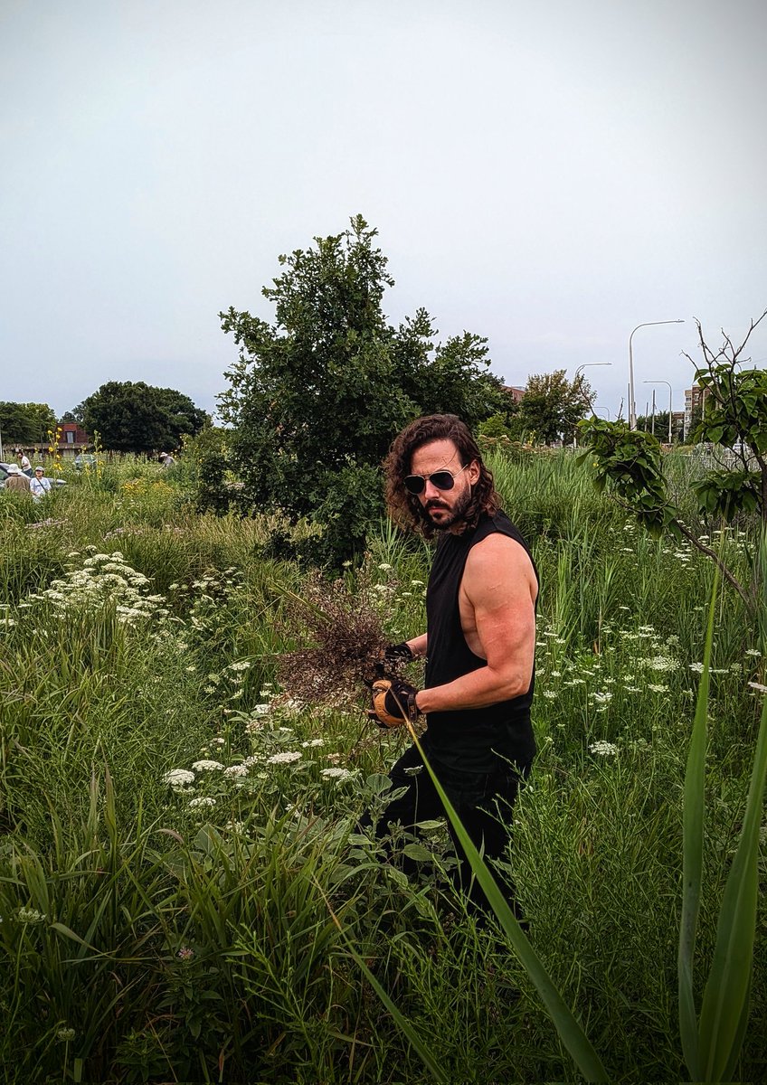 PUNlSHEDJesus's tweet image. Working with @ACP_Illinois out in the fields of Dunning Read 🇺🇲