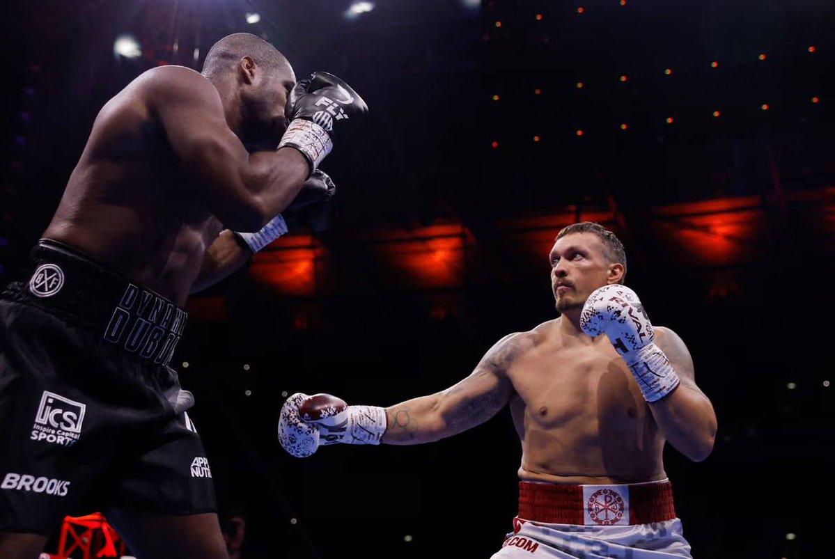 Kyiv's tweet image. Oleksandr Usyk @usykaa crowned the undisputed world champion. He defended his titles against British boxer Daniel Dubois during a rematch at Wembley. Usyk now owns four titles – WBA, WBO, WBC and Duboi's IBF.
This is only the second time in history that all four heavyweight…