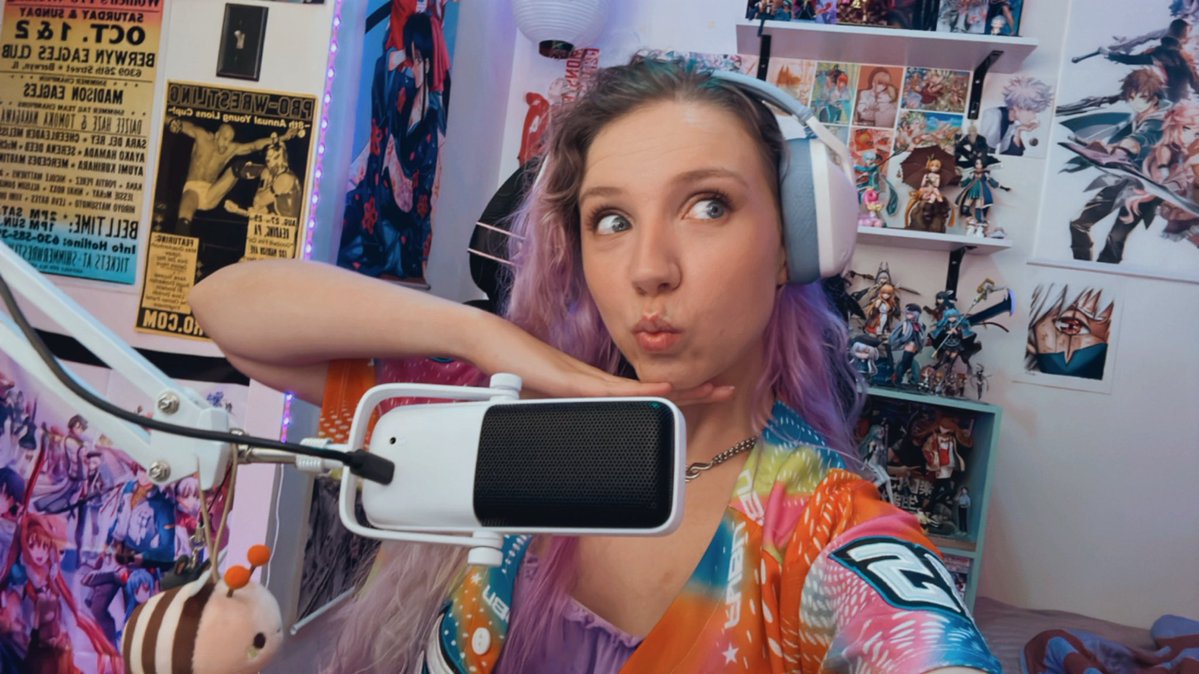 aspynthemermaid's tweet image. I heard there was a new update in cyberpunk 2077??
ttv//aspynthemermaid