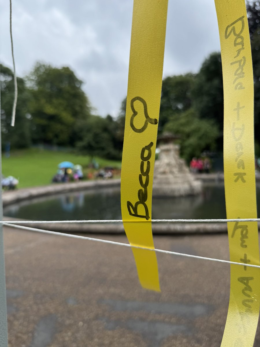 CllrMelClose's tweet image. At today’s #LancashireFestival we took great comfort in dedicating a @StCatherinesPre #yellowribbon to Becca, who we recently, and very suddenly lost 💔
The ribbon is now in their memorial garden. A touching fundraiser for a worthy cause. #foreveryoung #family @Closie01