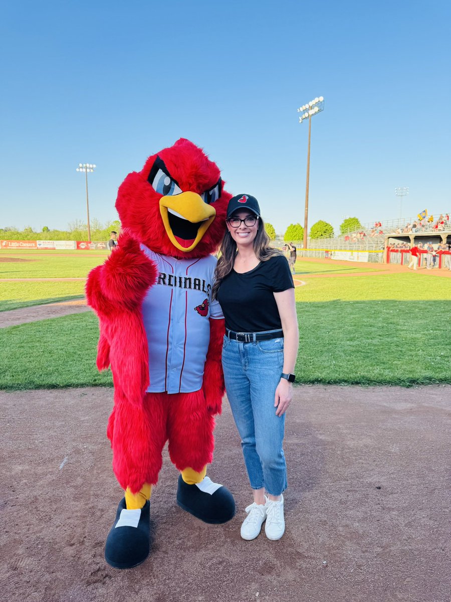 MCirielloMPP's tweet image. Come out tomorrow to see the stars of the @IBL1919 as the @HamCardinalsIBL host the All-Star Showdown and the Home Run Derby at Bernie Arbour Stadium on Hamilton Mountain.
Be sure to get a picture with everyone’s favourite mascot @BernieRBird before the first pitch. #HamOnt