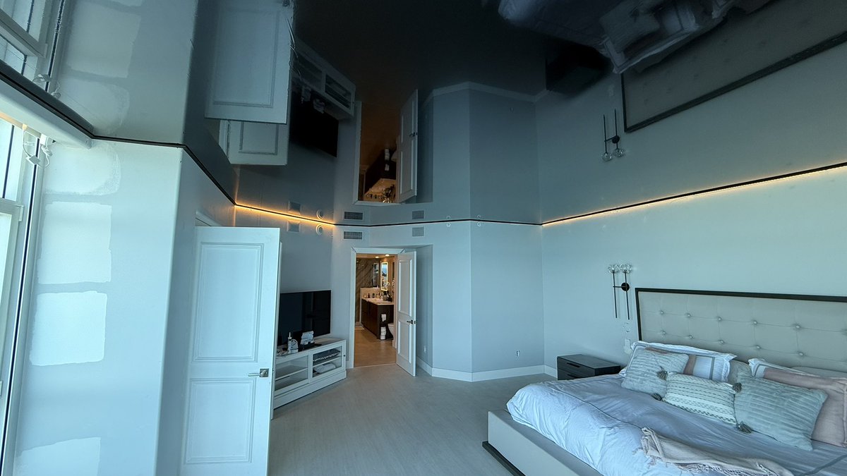 ceilingmiami's tweet photo. Black Glossy Reflective Ceiling. The best.
#stretchceiling #designer #homedecor #x #renovation https://t.co/XPihxRvXCr