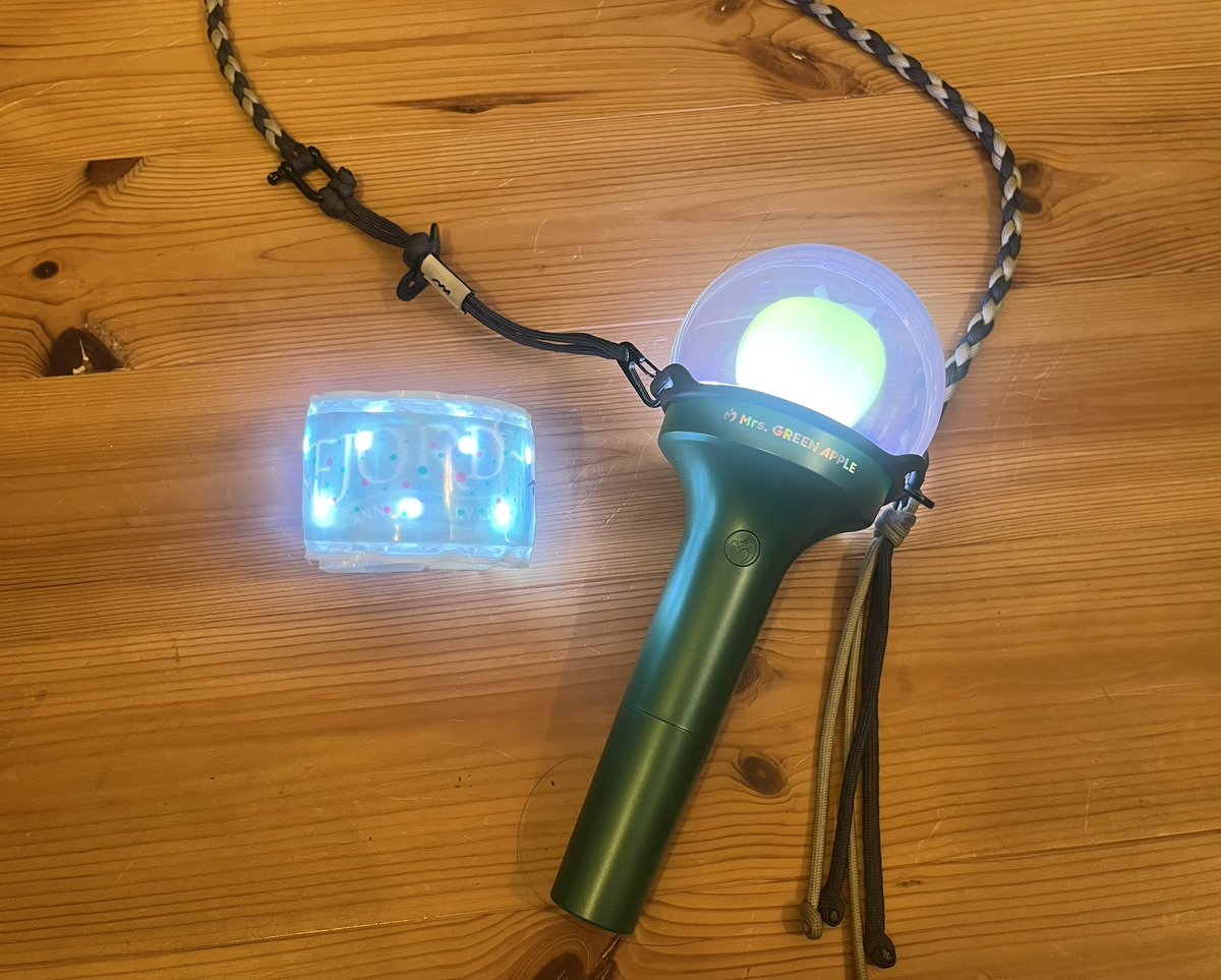 Mr.GREEN APPLE オフィシャルライトスティック りんご棒 Mrs.GREEN