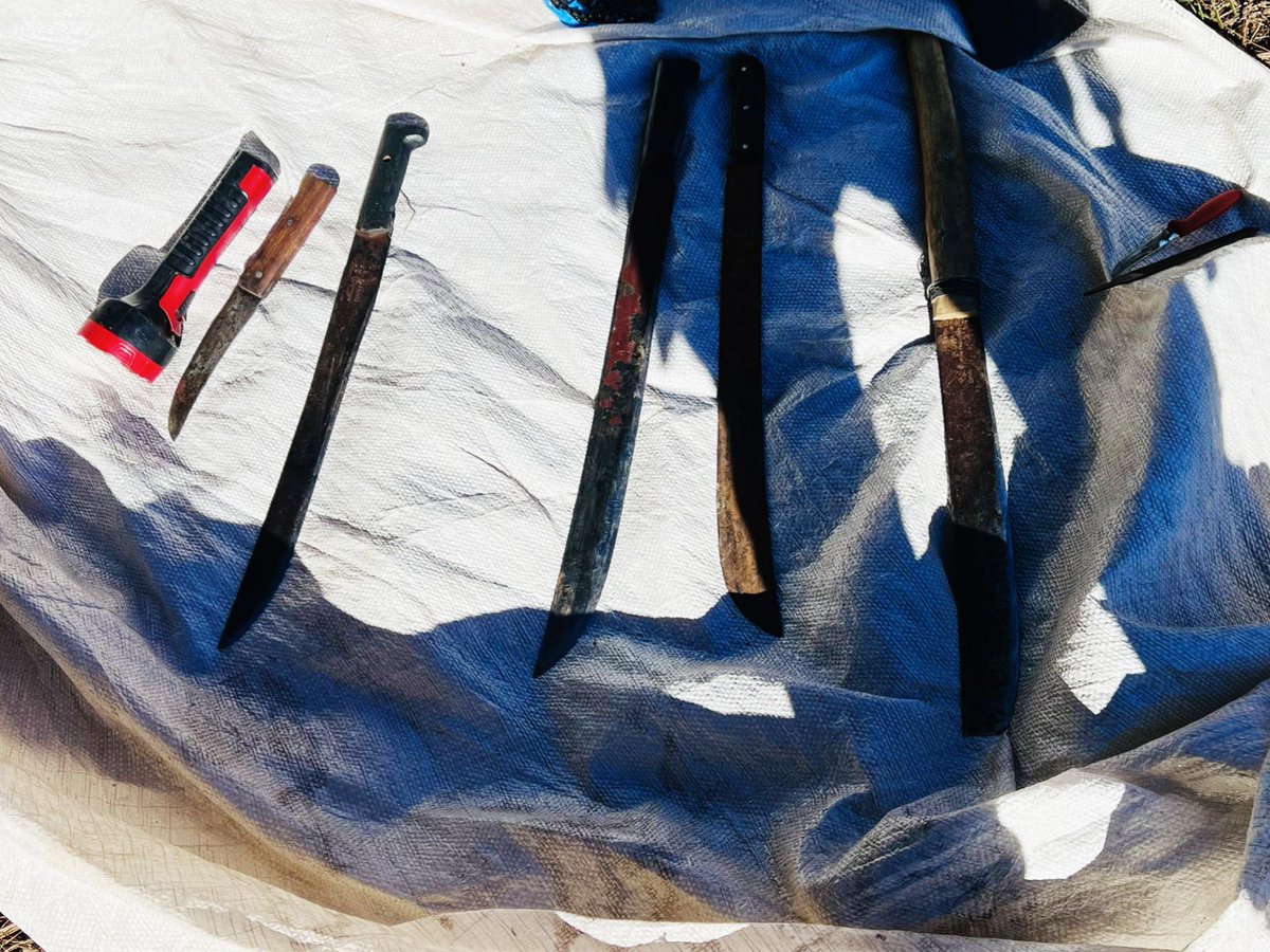 jorgekurrle's tweet image. Irrumpieron en una #propiedad privada de #San #Pedro y fueron detenidos 

Este sábado por la mañana, policías de San Pedro intervinieron ante un hecho de amenazas e intento de usurpación en una propiedad privada perteneciente a una sociedad anónima, resultando en el arresto de