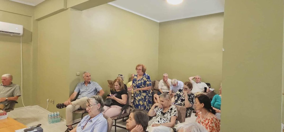 NacionsSEstat's tweet image. Trobada de militants de la llengua aromanesa a Custantsa amb la Sutsata Culturală Armânească i la Fâlcarea Custantsa a Comunitatăljei Armânească di România nacions.blogspot.com/search/label/A…