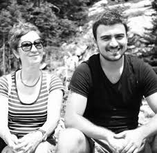 celikfiliz's tweet photo. 10 yıl oldu, 10 yıl her gün kalbimizde taşıdık sizi, taşıyoruz. Sonsuz saygıyla ve dinmeyen özlemle.
#Surucunİzinde
#Nartan
#Ferdane https://t.co/ghQ0Nv1RuL