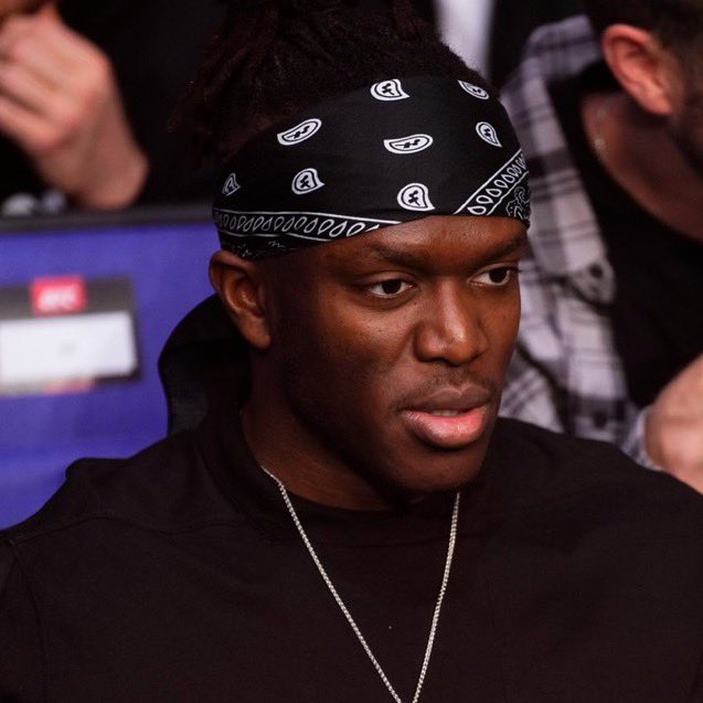 ksinews_'s tweet image. 🚨 KSI speaks on Usyk following his victory over Dubois
🗣️ : “Usyk gotta retire now man.
Fury x2
AJ x2
Dubois x2
He’s completed the heavyweight division, as a cruiserweight. It’s crazy cos I know Usyk still has more to give but bro, no one is on his level 😭😭😭. THE GOAT.”