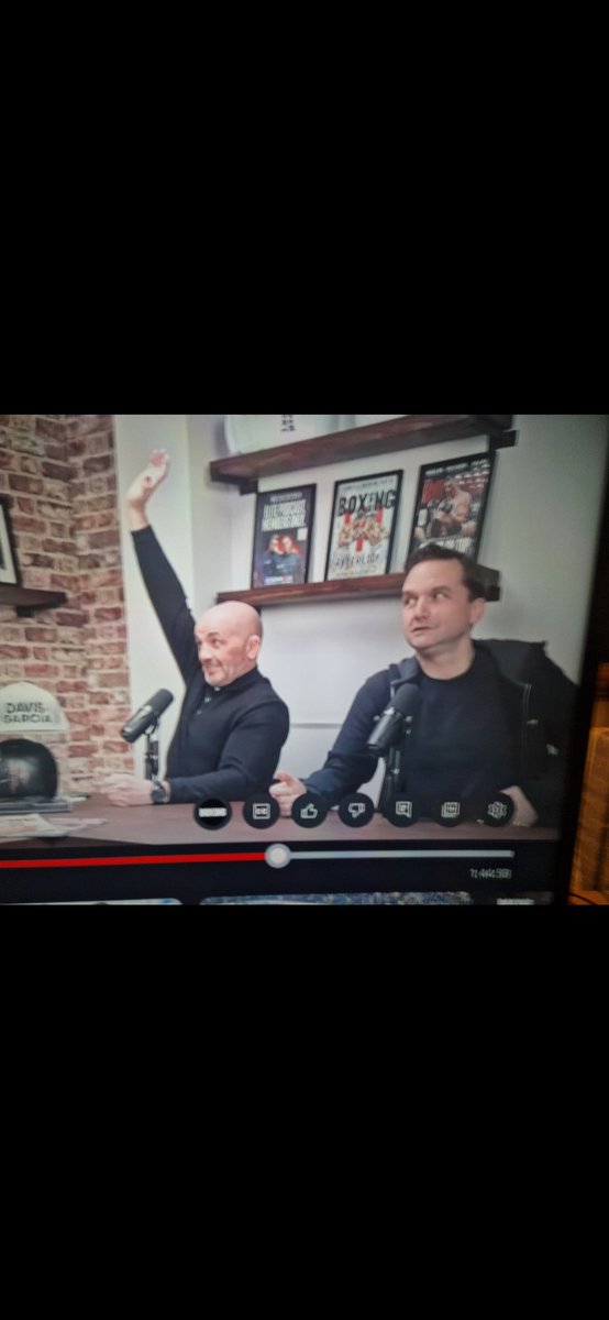 Viccles4's tweet photo. @RobTebbutt Please tell me you have Barry and Andy coming round yours to record the debrief tomorrow? #tebtalk #UsykDubois2 https://t.co/FB95IBtB4V