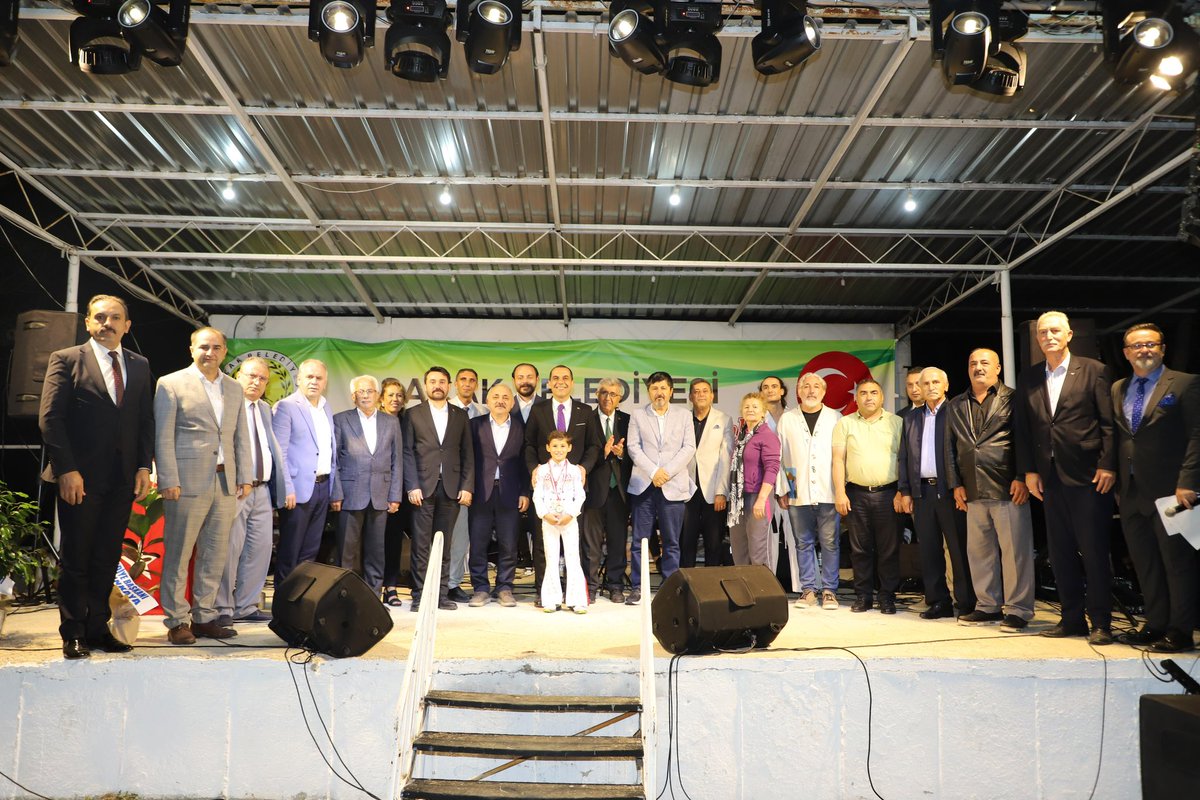 Çankırı Valiliği (@cankirivaliligi) on Twitter photo Valimiz Sn. <a href="/firattasolar/">M. Fırat Taşolar</a>, Çerkeş ilçemizin Saçak Beldesinde düzenlenen geleneksel Fidan Dikimi ve Kültürel Etkinlikler programına katılarak vatandaşlarımızla bir araya geldi.
Programda Sn. Valimiz, Sırbistan’da düzenlenen Dünya Çocuk Fitness Şampiyonası’nda Dünya Şampiyonu olan Valimiz Sn. <a href="/firattasolar/">M. Fırat Taşolar</a>, Çerkeş ilçemizin Saçak Beldesinde düzenlenen geleneksel Fidan Dikimi ve Kültürel Etkinlikler programına katılarak vatandaşlarımızla bir araya geldi.
Programda Sn. Valimiz, Sırbistan’da düzenlenen Dünya Çocuk Fitness Şampiyonası’nda Dünya Şampiyonu olan