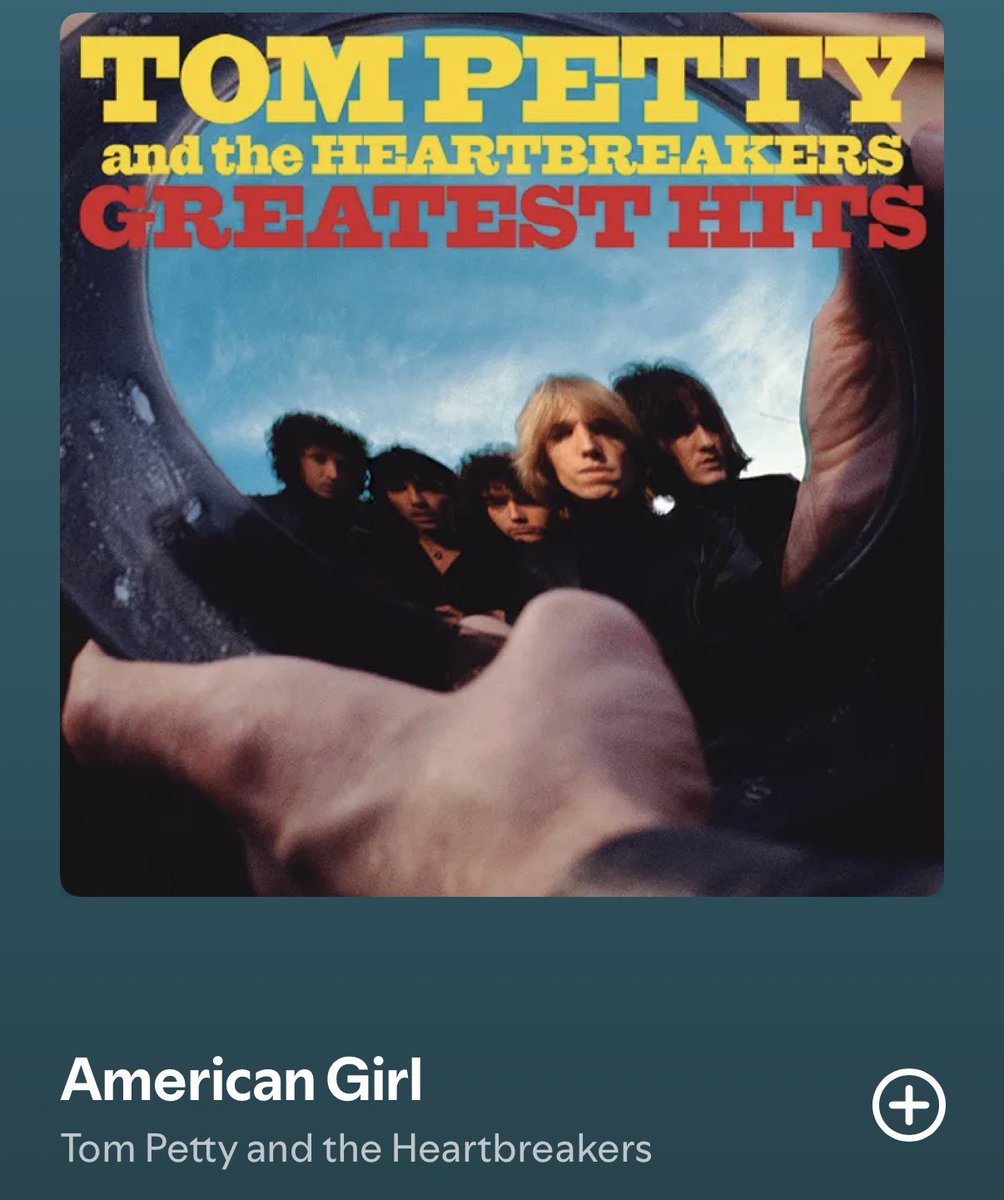 jorgetheyounger's tweet image. Incredible that this song came out in 1977. Sounds like it could have been made in 2005
