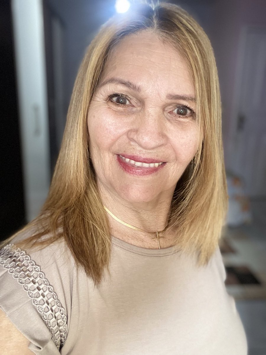 Boa noite amigos Patriotas 🇧🇷💛💚🌙🪴🍀⚡️✨🥰💜🙌🌟💐.          “ Não diminua seus sonhos , aumente a sua Fé “ 🙌