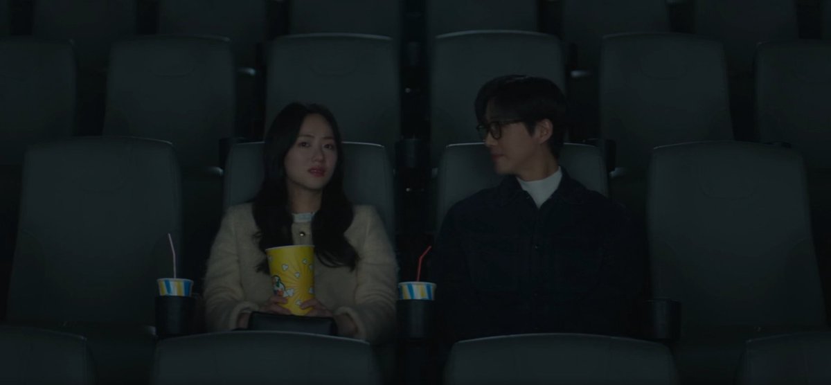 kdramamiss's tweet image. jeha imagining daeum next to him at the movie theater and his tears while looking at her photo on the poster it's so devastatingly sad #OurMovie #OurMovieEp12