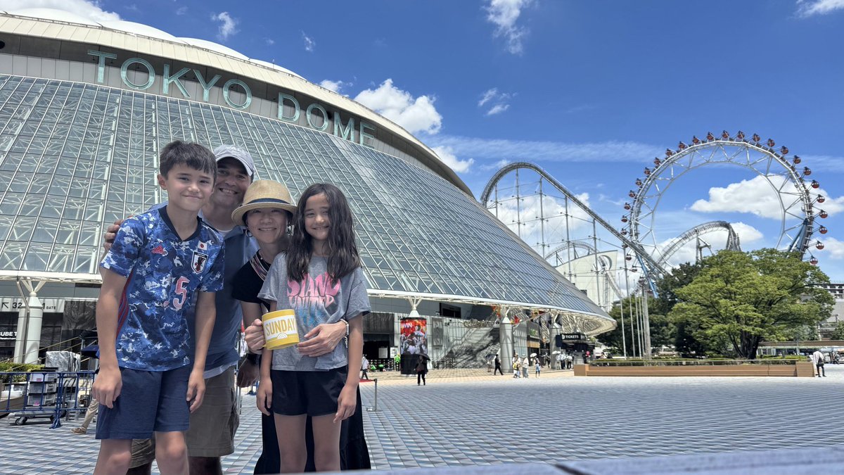adachan's tweet photo. We took the #SundayTODAY mug around with us today on our outing in Tokyo, Japan.  Adam, Akiko, Ryu and Sakura had a great time visiting Tokyo Dome and Tokyo Tower and stopping off for a few rounds of bowling and finishing the trip with lunch ramen! https://t.co/0AdRP9HQMl