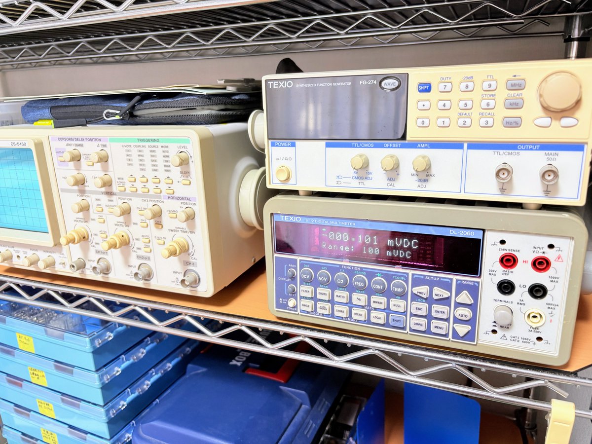 WimTech's tweet image. 先日、デジタルマルチメーターの電源が入らなくなってしまいました。

修理に出すと「5万円～」、買い替えだと「15万円」と言われ、買い替えも検討しましたが、自分で分解・修理して、無事動作するようになりました。