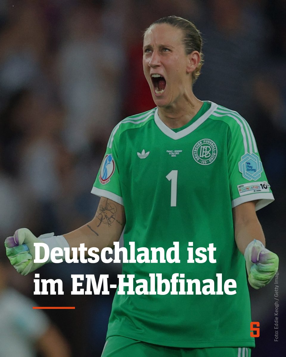 derspiegel's tweet photo. 110 Minuten spielten die deutschen Frauen gegen Frankreich in Unterzahl, retteten sich aber ins Elfmeterschießen. Dort wurde Keeperin #Berger zur Heldin. https://t.co/P2DtPAIw8x #GERFRA https://t.co/92mAjUB1u0
