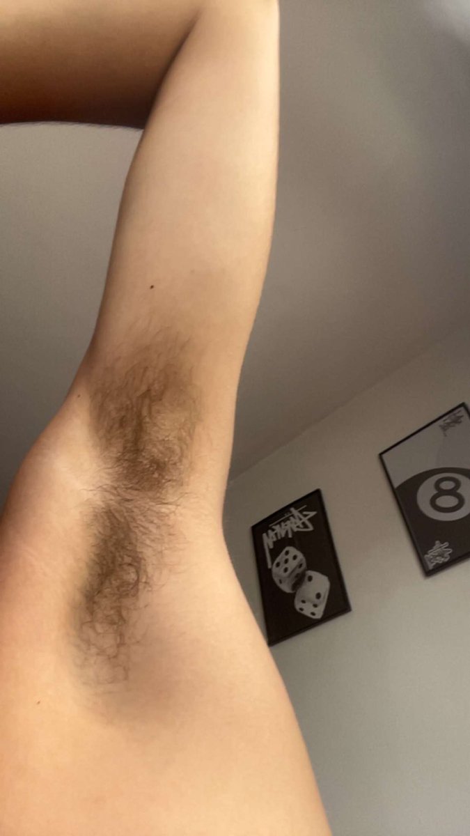 footmasterr1's tweet photo. $end a #tribute if you wish you $niff my ripe hairy pits🥵🤑 #pits #paypiggy #findom #cashmaster #hairypits #musk https://t.co/i6eSGdNsQh