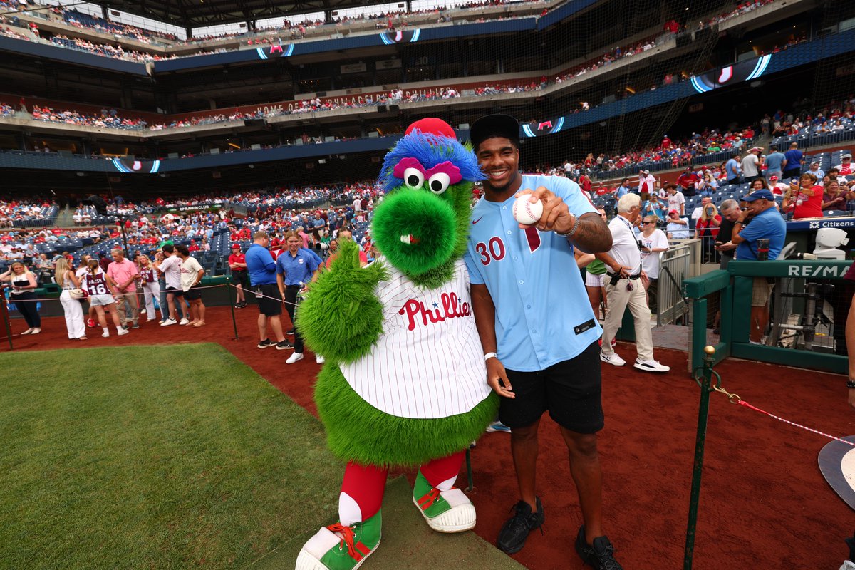 Philadelphia Phillies (@phillies) on Twitter photo Fly, Eagles, fly! 🦅
<a href="/Eagles/">Philadelphia Eagles</a> first-round pick Jihaad Campbell is in the building! Fly, Eagles, fly! 🦅
<a href="/Eagles/">Philadelphia Eagles</a> first-round pick Jihaad Campbell is in the building!
