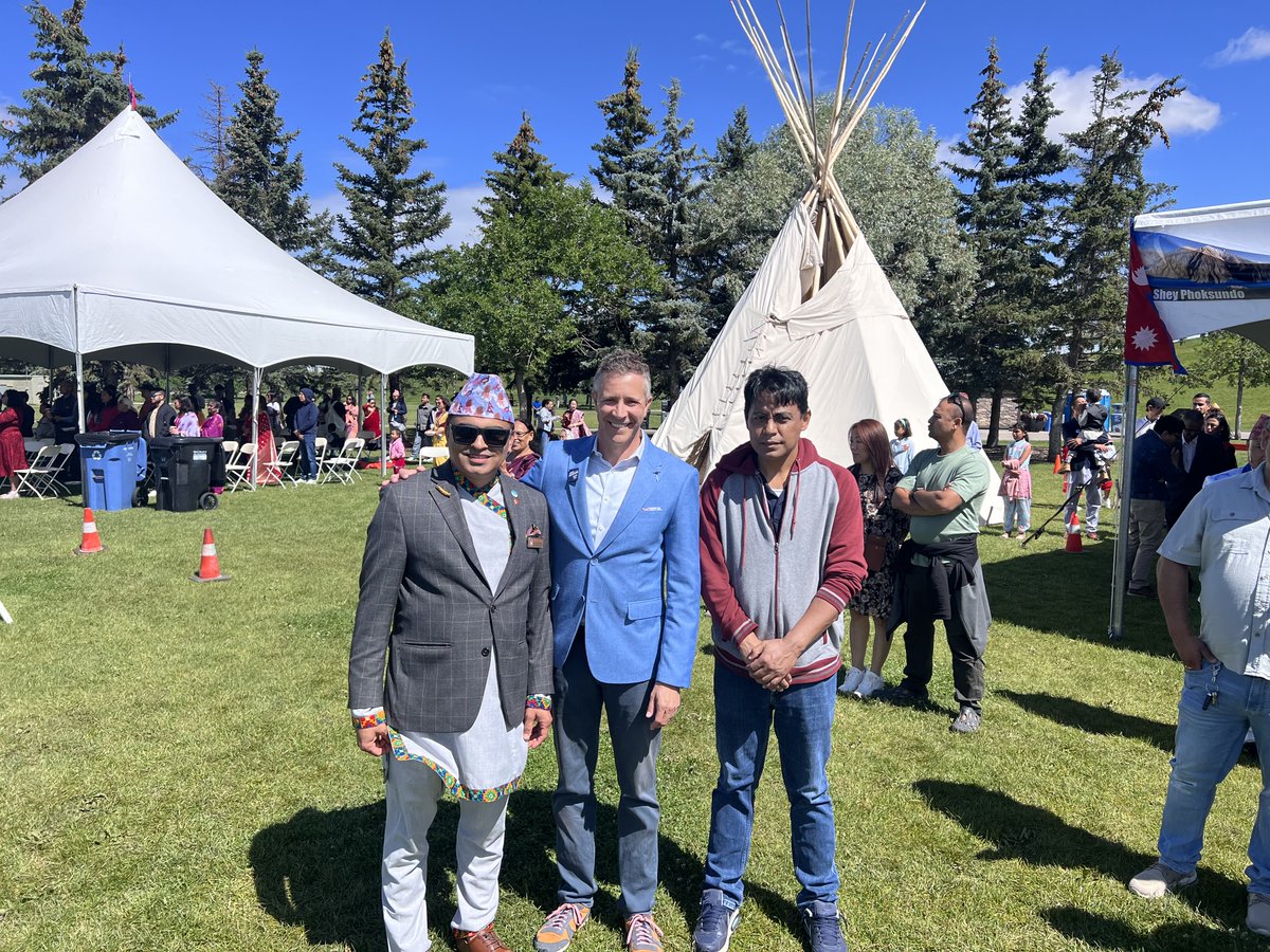 JeffDavisonYYC's tweet image. Thanks for having me out at the #Nepali Mela and Multicultural Showcase event at Prairie Winds Park today!
A fabulous celebration of food, culture, entertainment and rich Nepali heritage was on the menu and they’re back again tomorrow!
-Jeff
#yyc #yyccc