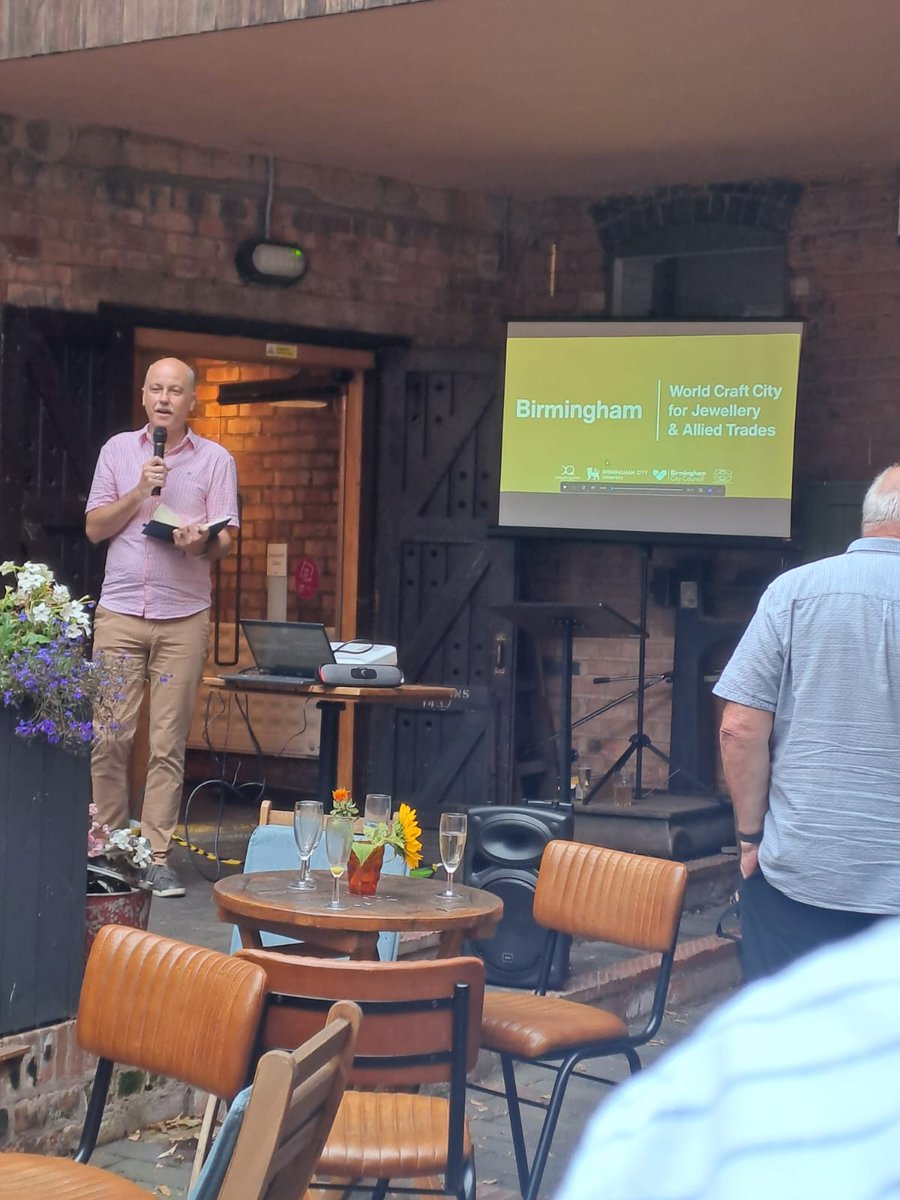 Cllr_suleman's tweet image. Honoured to attend celebrations for Birmingham’s Jewellery Quarter becoming a World Craft City one of only 8 in Europe!
A joyful evening at the Coffin Works & an exciting next step as we look ahead to the Birmingham Jewellery Biennial. 💎
#MadeInBrum #WorldCraftCity