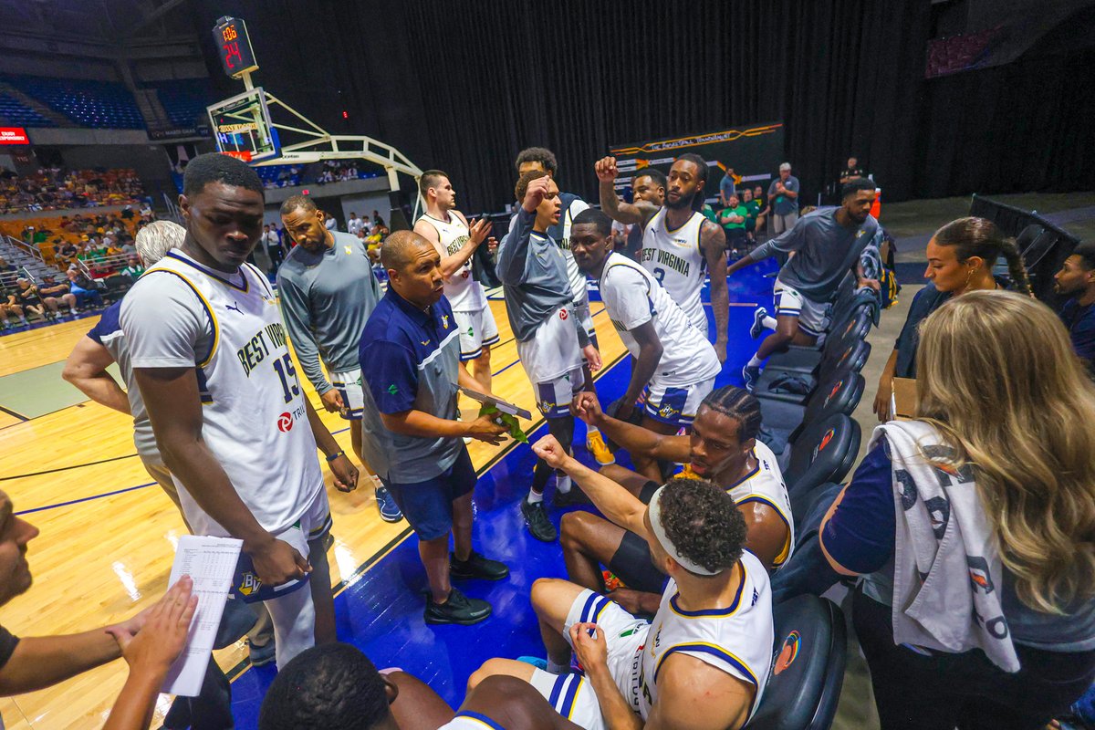 MetroNewsSports's tweet image. Best Virginia, Herd That set for matchup in second round of TBT:
wvmetronews.com/2025/07/19/bes…