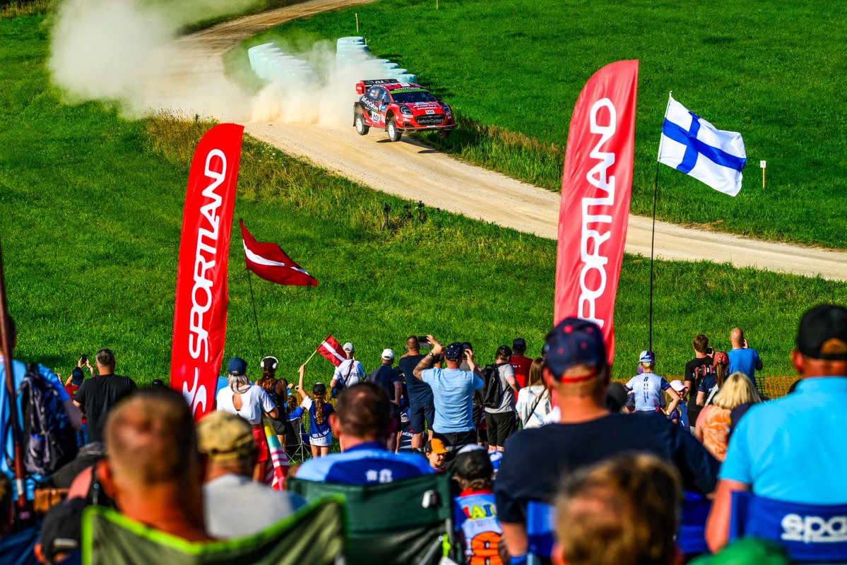 MSesks's tweet image. The loooong Saturtday in the books. Solid P9th overall. The competition is fierce and the excitement is palpable!
