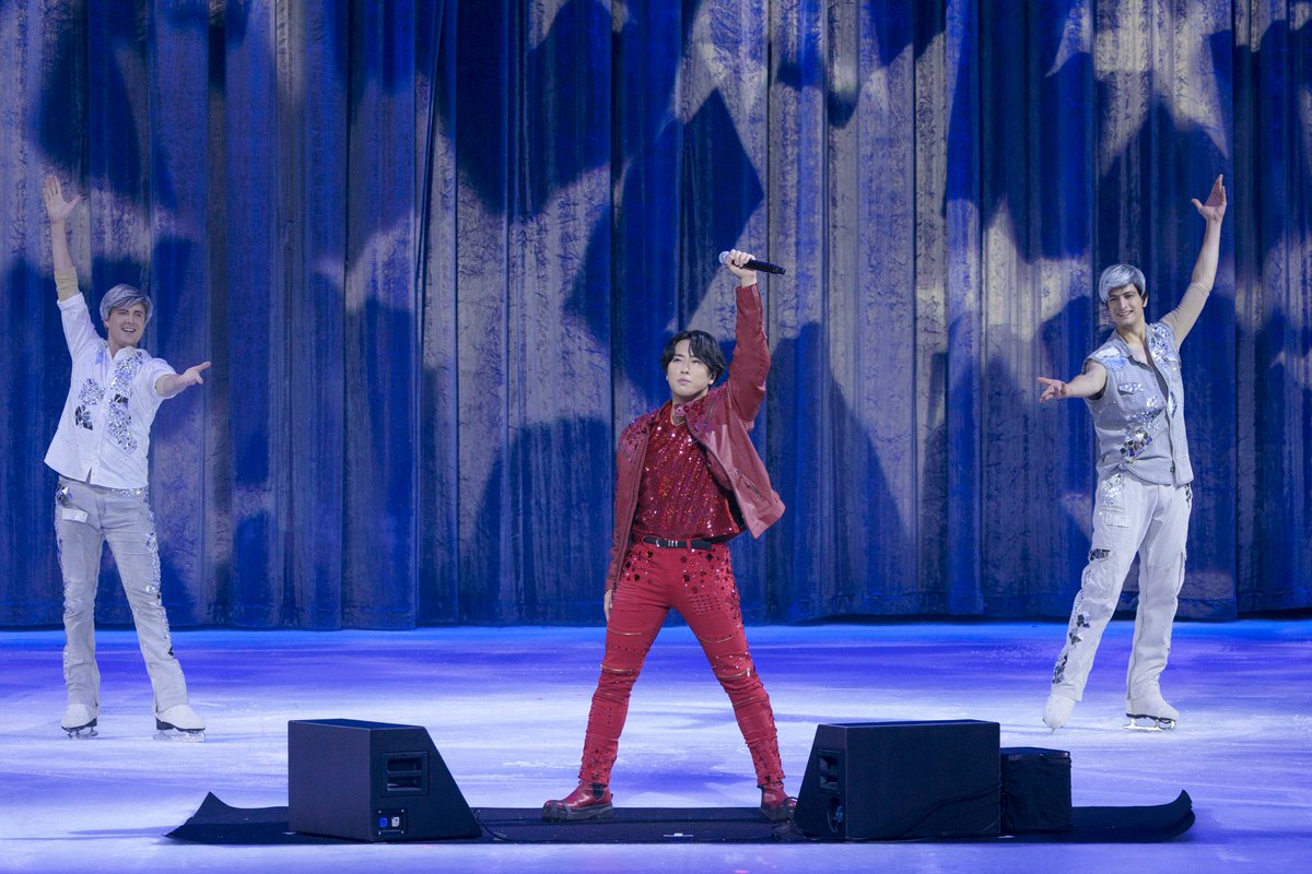 JPDisneyOnIce's tweet image. 🎉東京公演 開幕🎉
#ディズニーオンアイス 東京公演が、有明アリーナでついにスタート❣️✨
7/19(土)の17:30公演では、スペシャルサポーターの 宮舘涼太さんが登場⛸️💐 華麗なスケートと♪フレンド・ライク・ミーの生歌唱で、満員の会場は大歓声に包まれました❗️
🗓️…