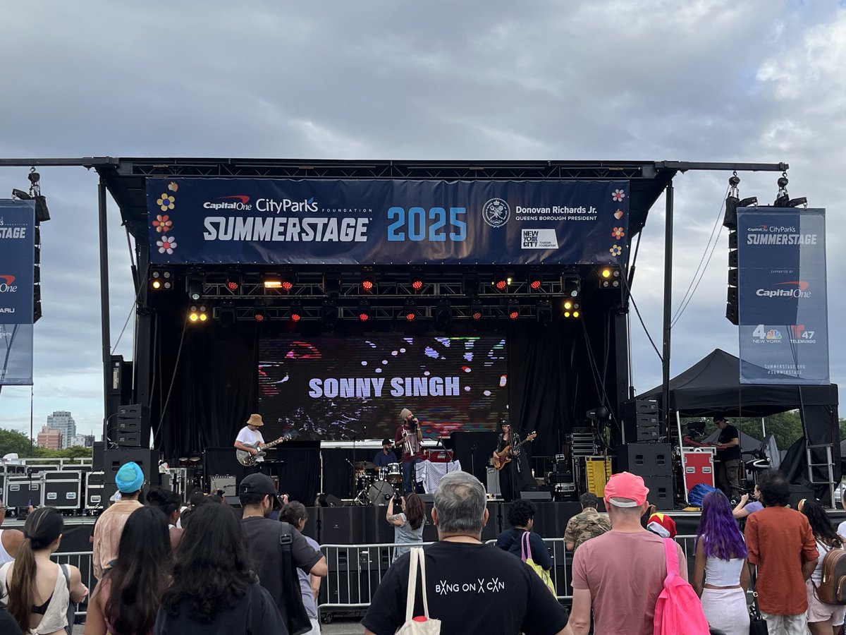 SummerStage's tweet image. We’re in Flushing Meadows-Corona Park for @djrekha’s Basement Bhangra Beyond! Come find us and party with Rashmeet Kaur, @TaraLilyMood , @IAmSonnySingh and more 🕺