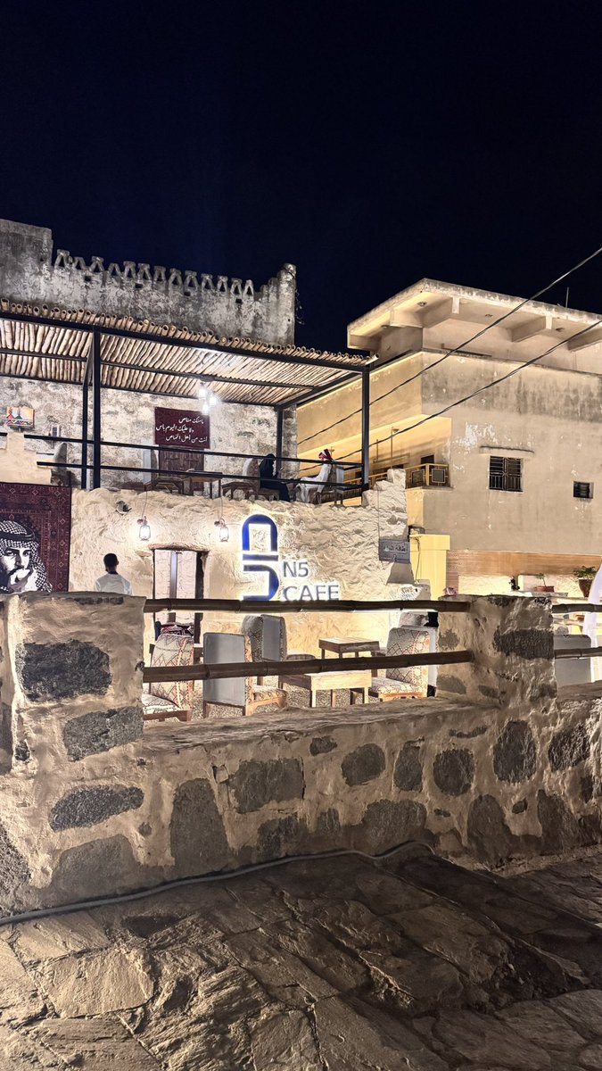 _q798's tweet image. اشتقت