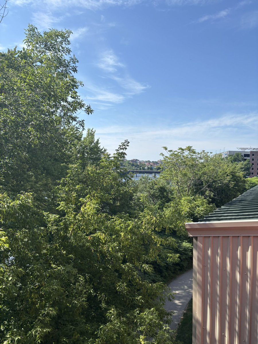 JacobWilkins's tweet image. Gorgeous day on the banks of the Merrimack as the @RumblePoniesBB continue their weekend series with the @FisherCats!
Jonathan Santucci makes his second start of his AA career tonight for Binghamton.
We’re on the air now on @NewsRadio1290 !
