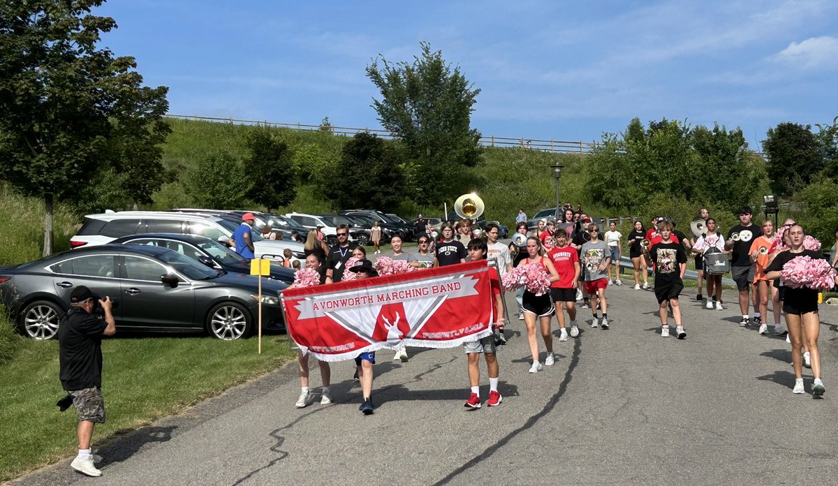 SenRobinsonPA's tweet image. Ohio Township Community Day is in full swing! I had a great time marching in the parade and seeing so many people from the community. Be sure to stop by and stay for the fireworks show!