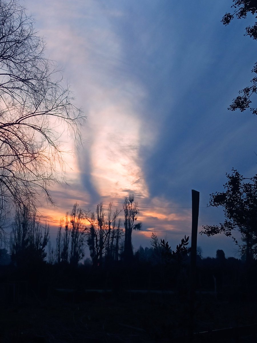 Manungo6's tweet image. Sigue siendo niño y paz dormirás, sin guerras ni máquinas de calcular.
Facundo Cabral.
Buena tarde!!
