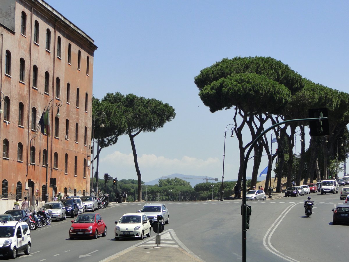 MarkWerling5's tweet image. The Great Fire of Rome began today in 64 AD. It started here, at the edge of the Circus Maximus. #RomanHistory #Tacitus