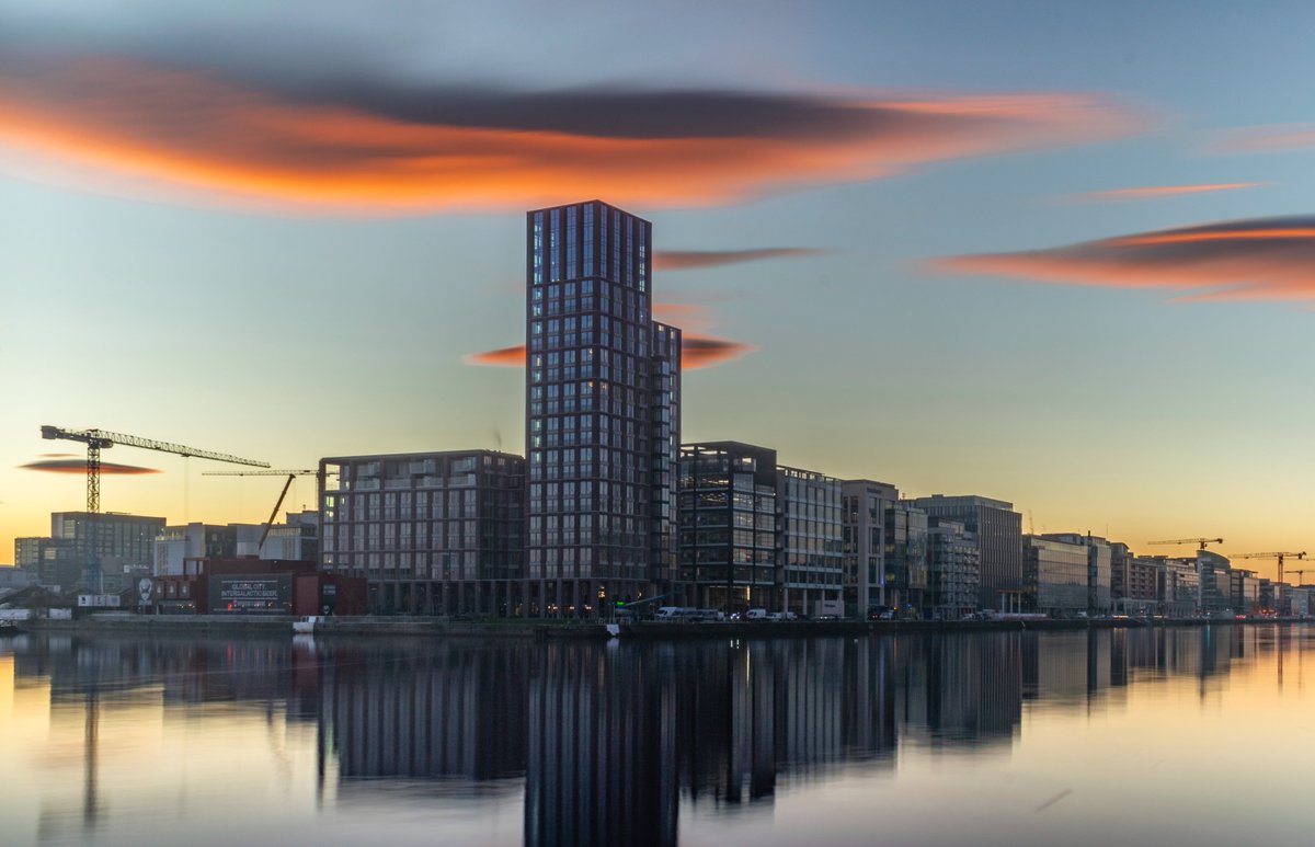 sryanbruenphoto's tweet image. This is every image of mine that has won a photo competition so far.
I think my Balbriggan one is way superior to the others. I wouldn't even consider the first one a "good" photo though the moment is special to me. That was from Dec 2019, 4 months after I got my first DSLR..