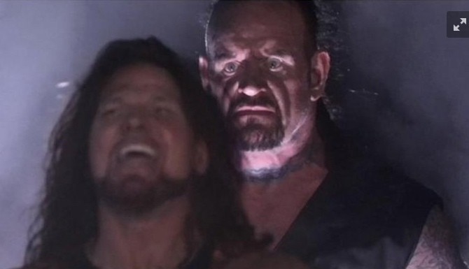 TheHappyPriest's tweet image. Me when kids tried to walk off with a host at Mass