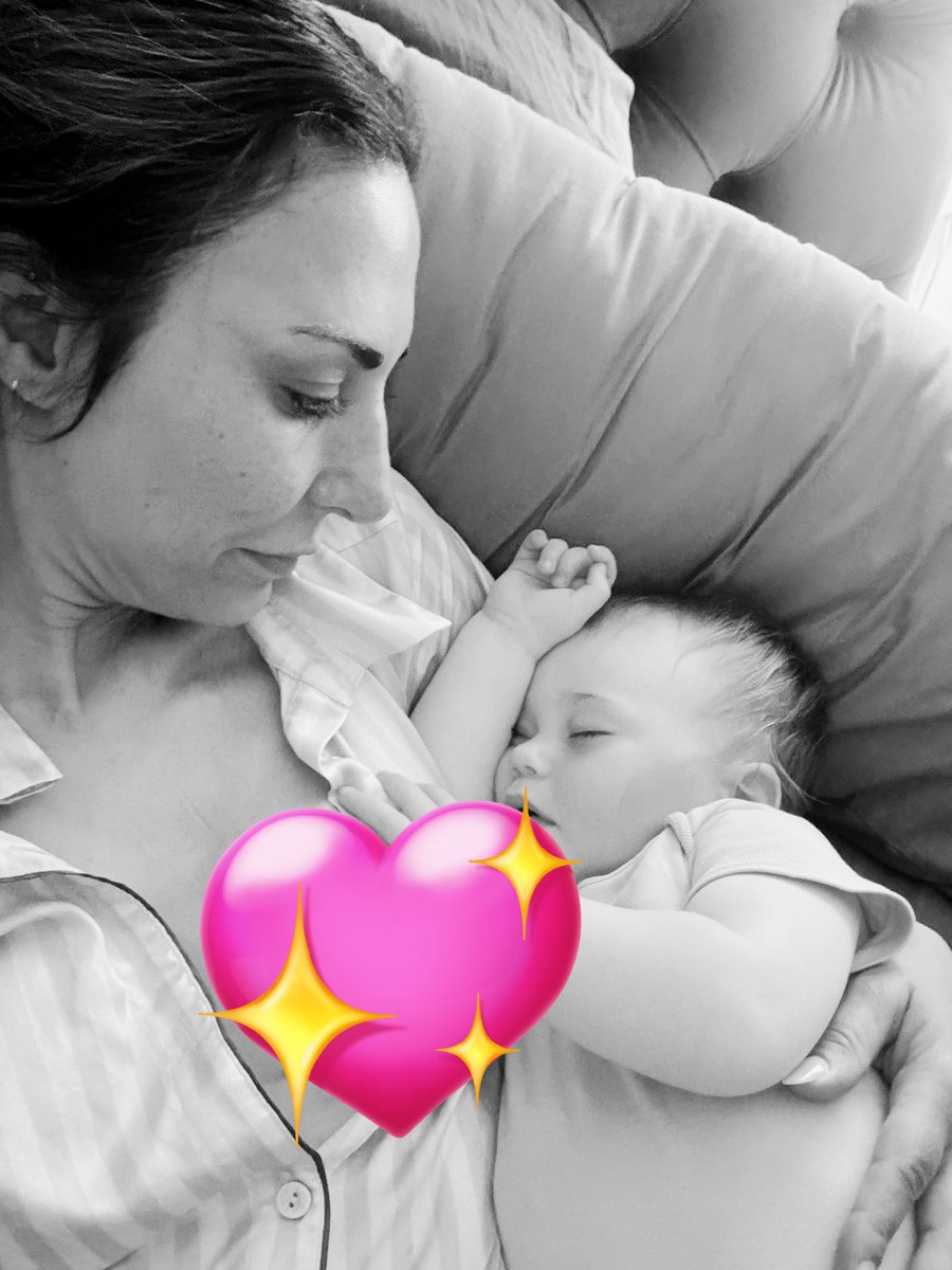SafferTheGaffer's tweet image. I shouted at Winter tonight. Except for 30 min nap all day she relentlessly crawled, walked, got into everything even the toilet bowl. I’m exhausted. I go to bed promising I’ll be a better mum tomorrow. She’s just being a baby. I need to do better. Being a mum is hard sometimes😔