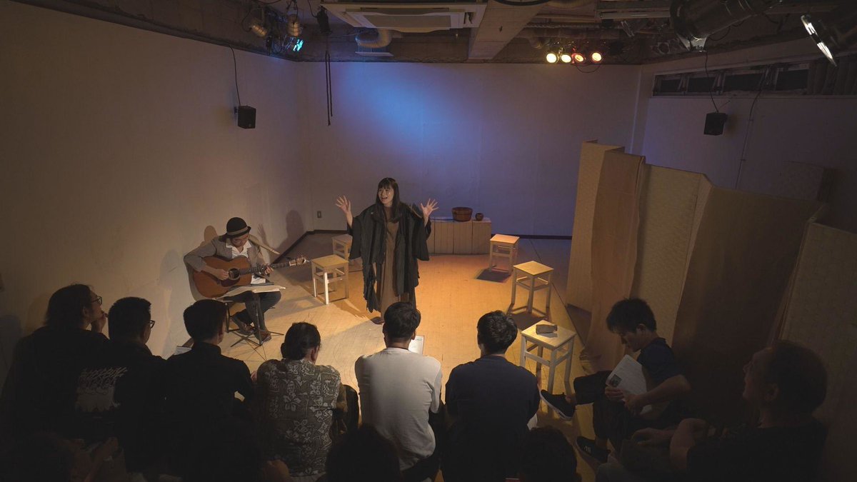 yonenaru1's tweet image. もう一週間で!😭1人音楽劇「駆け込み訴え」ご来場いただいた方々本当にありがとうございました!☺️楽しかったです!
目標達成した、としていいだろうとの事でダルマさんに両目つけました!また、ダルマ買おう。