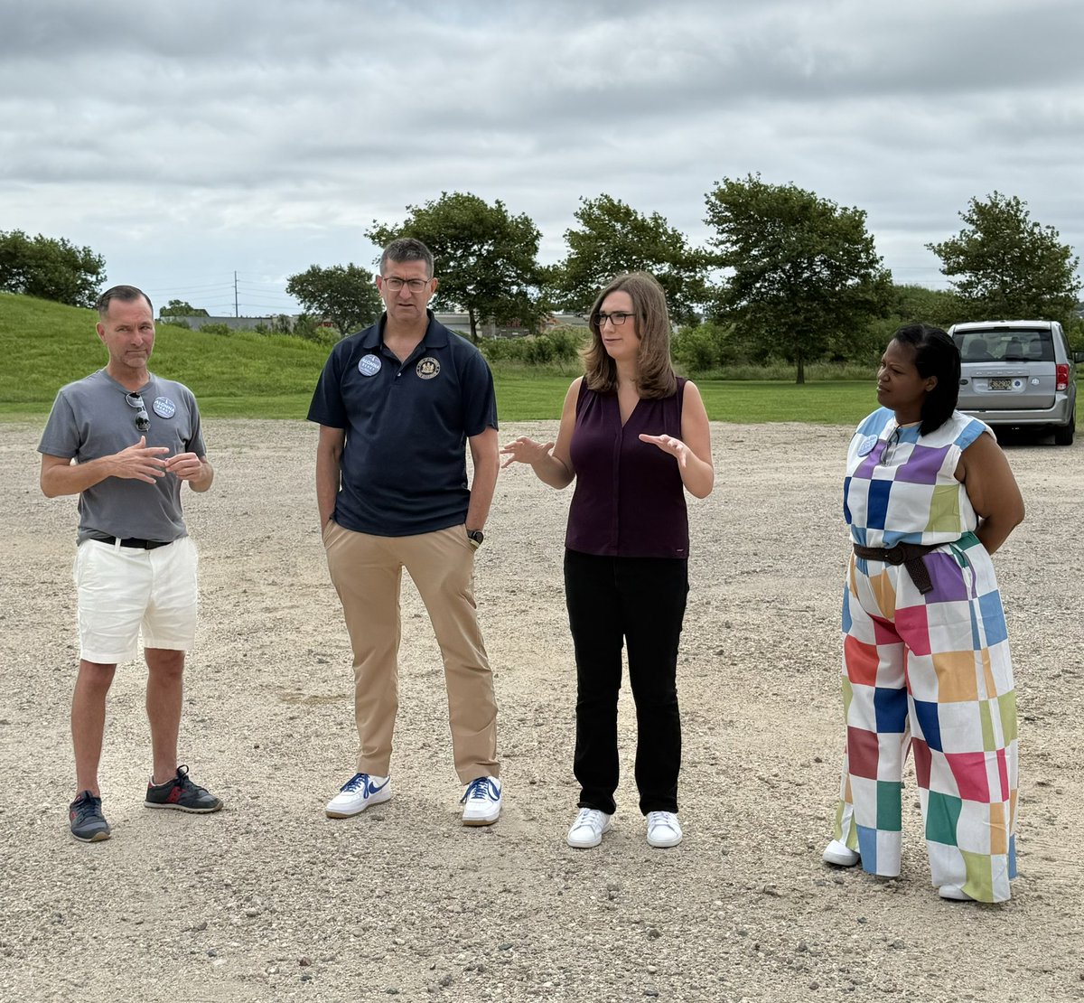 SarahEMcBride's tweet image. Excited to be back with RD-20 Democratic nominee Alonna Berry to help launch a group of excited volunteers to canvass! We need to keep this seat blue and I’m all in. Early voting starts on July 24th and Election Day is August 5th!