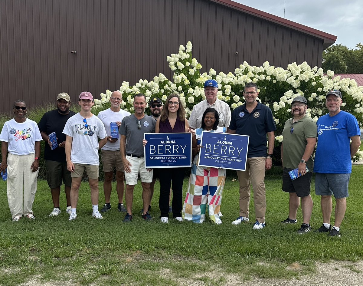SarahEMcBride's tweet image. Excited to be back with RD-20 Democratic nominee Alonna Berry to help launch a group of excited volunteers to canvass! We need to keep this seat blue and I’m all in. Early voting starts on July 24th and Election Day is August 5th!