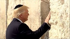 Vision4theBlind's tweet image. Is there any leader in the world that doesn't partake in this ritual?