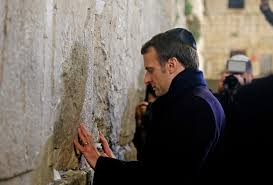 Vision4theBlind's tweet image. Is there any leader in the world that doesn't partake in this ritual?