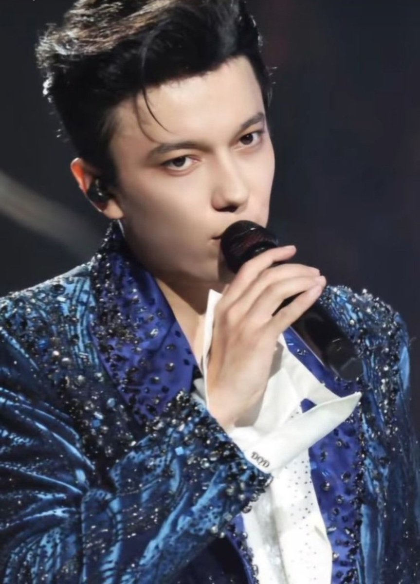Azor_Kz (@an_azor) on Twitter photo <a href="/ForeverDearPR/">Dimash X Forever Team</a> ¿Qué siento cuando escucho su voz? ¿Cómo poner en palabras las emociones más profundas?¿Cómo explicar cómo su voz toca las fibras más ocultas de mi ser?
#DimashForever <a href="/ForeverDearPR/">Dimash X Forever Team</a> ¿Qué siento cuando escucho su voz? ¿Cómo poner en palabras las emociones más profundas?¿Cómo explicar cómo su voz toca las fibras más ocultas de mi ser?
#DimashForever