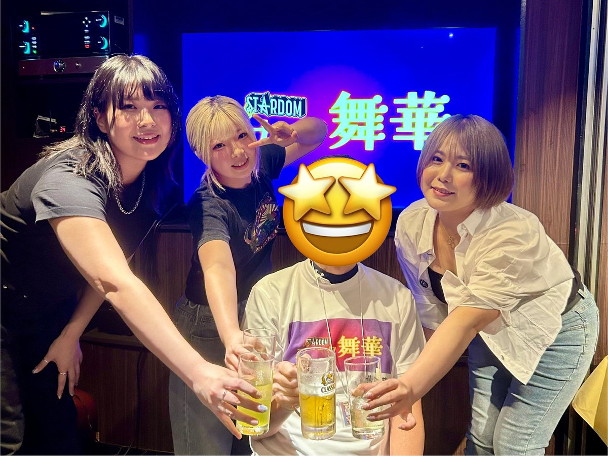 asanco0401's tweet image. 北の大地からおはようございます
昨日はスナック舞華にお邪魔したと思ってたのですが、、、夢かまぼろしか
とても幸せな時間でした。舞華ママ、HANAKO🌷チーママ、梨杏見習いママ。ありがとうございました🍻