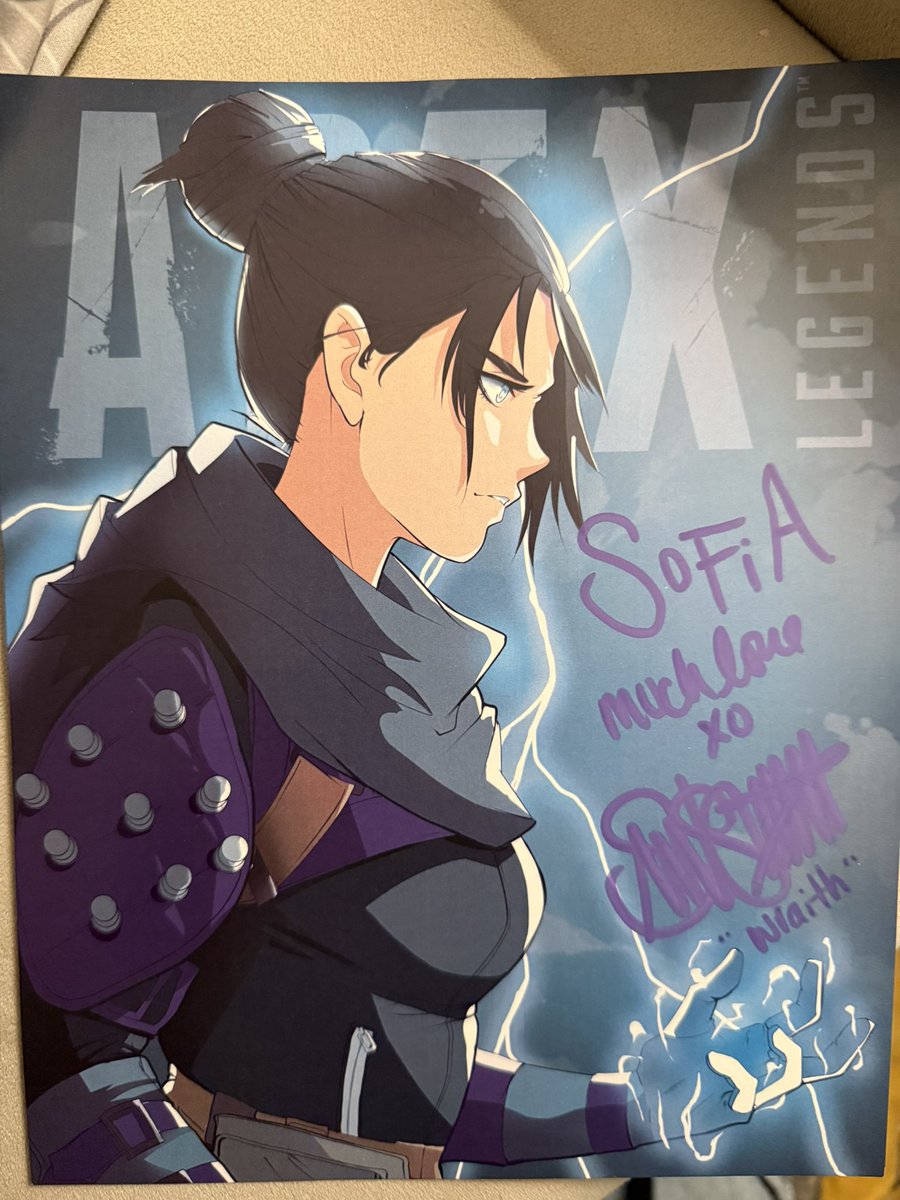 osbcrne's tweet image. all the apex va’s i met today are all super sweet :,) so so happy i got to share my art with them! also i gave them all my card so i have to not tweet unhinged stuff now lol