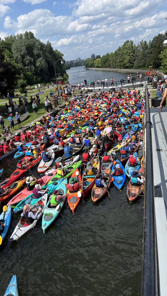 Guy Thériault (@guy_theriault) on Twitter photo Wow!!! Quel succès! 231 canots et kayaks ont participé à l'événement Éclusez et pagayez du canal Rideau aux écluses Hartwells. Merci à tous les participants et aux collègues de Parcs Canada! #MonOttawa <a href="/ParcsCanada/">Parcs Canada</a> <a href="/LHNCanalRideau/">LHN Canal-Rideau, Parcs Canada</a> Wow!!! Quel succès! 231 canots et kayaks ont participé à l'événement Éclusez et pagayez du canal Rideau aux écluses Hartwells. Merci à tous les participants et aux collègues de Parcs Canada! #MonOttawa <a href="/ParcsCanada/">Parcs Canada</a> <a href="/LHNCanalRideau/">LHN Canal-Rideau, Parcs Canada</a>