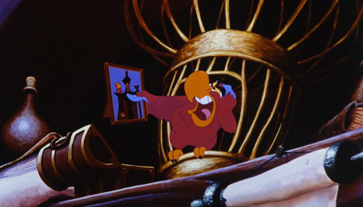 Gfurriends's tweet image. I noticed something different between the original 35mm print and the BluRay version of "Aladdin" (1992)...