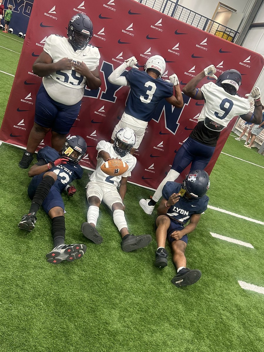 Jarielle Dooley (@cantguard_jari) on Twitter photo Had a great visit today at Lyon college <a href="/CoachStinnettWM/">Amarius Stinnett</a> <a href="/WestMemphisFB/">Blue Devil Football</a> <a href="/_VNewt/">Vincent Newton</a> <a href="/_CoachMcGarry/">Cameron McGarry</a> <a href="/_Lyon_Football/">Lyon Scots Football</a> <a href="/LyonHBC/">Chris Douglas 🏈</a> Had a great visit today at Lyon college <a href="/CoachStinnettWM/">Amarius Stinnett</a> <a href="/WestMemphisFB/">Blue Devil Football</a> <a href="/_VNewt/">Vincent Newton</a> <a href="/_CoachMcGarry/">Cameron McGarry</a> <a href="/_Lyon_Football/">Lyon Scots Football</a> <a href="/LyonHBC/">Chris Douglas 🏈</a>