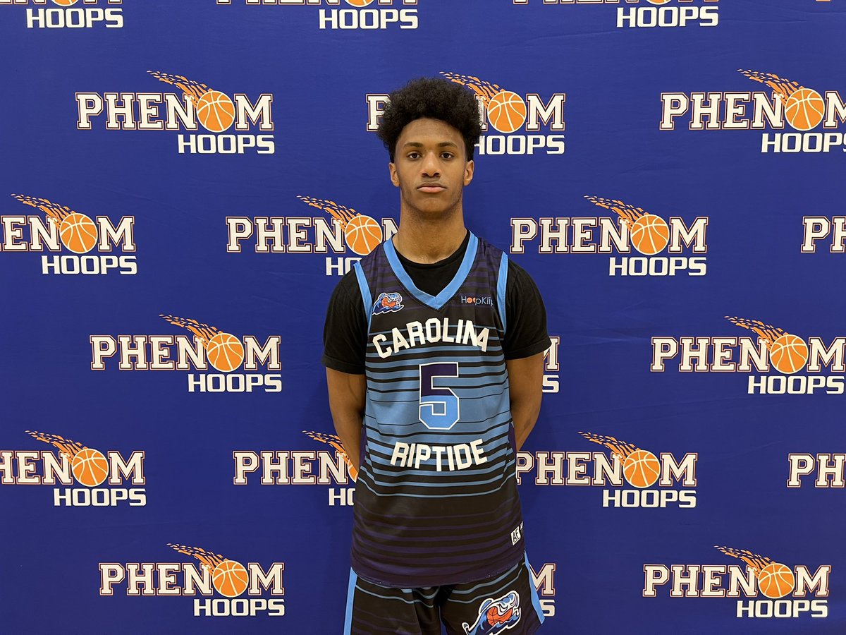 Carolina Riptide 🌊 (@carolinariptide) on Twitter photo Top defender in the state‼️
<a href="/todd_braylen/">Braylen Todd</a> DAWG 👀
Gaston Day HS ‼️
Completely shutdown 2 solid teams ( guards ) today vs PSB Barnes 17U and Team Vision‼️
<a href="/RCMensHoops/">Randolph Basketball</a>
<a href="/JWU_MBB/">JWU Charlotte Men’s Basketball</a>
<a href="/yetismbb/">Cleveland CC Men’s Basketball</a>
<a href="/gopeacembb/">William Peace Men's Basketball</a>
#PhenomSummerHavoc
<a href="/Phenom_Hoops/">Phenom Hoop Report</a> <a href="/JeffreyBendel_/">Jeff Bendel</a> <a href="/Coach_Rick57/">Rick Lewis</a> Top defender in the state‼️
<a href="/todd_braylen/">Braylen Todd</a> DAWG 👀
Gaston Day HS ‼️
Completely shutdown 2 solid teams ( guards ) today vs PSB Barnes 17U and Team Vision‼️
<a href="/RCMensHoops/">Randolph Basketball</a>
<a href="/JWU_MBB/">JWU Charlotte Men’s Basketball</a>
<a href="/yetismbb/">Cleveland CC Men’s Basketball</a>
<a href="/gopeacembb/">William Peace Men's Basketball</a>
#PhenomSummerHavoc
<a href="/Phenom_Hoops/">Phenom Hoop Report</a> <a href="/JeffreyBendel_/">Jeff Bendel</a> <a href="/Coach_Rick57/">Rick Lewis</a>