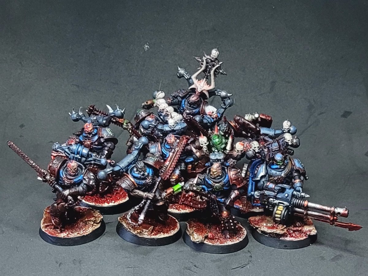 barkposting's tweet image. 10 more khorne berzerkers are done!!