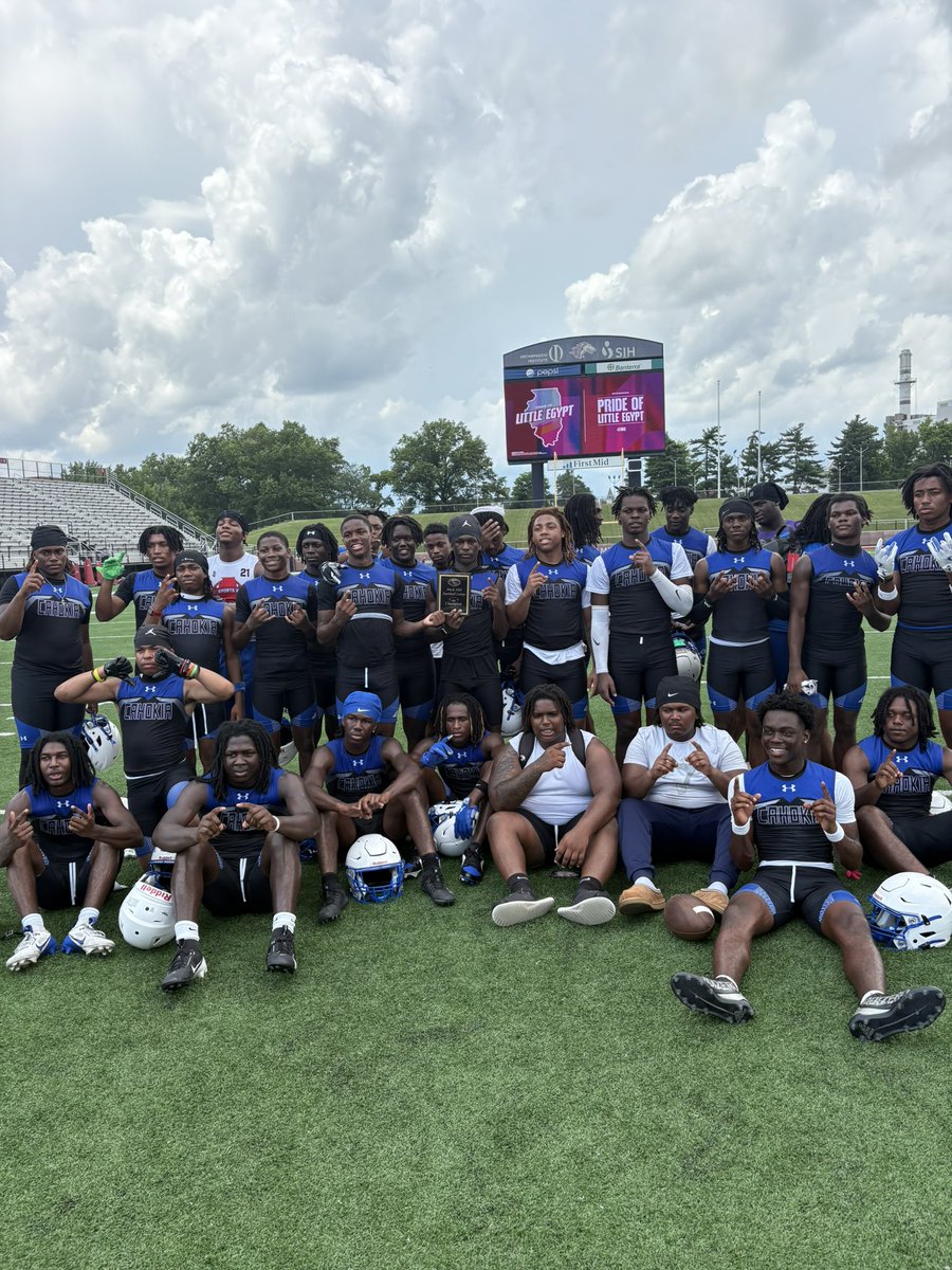 Today the Comanches went to SIUC and brought back some hardware as the Nick Hill 7v7 champions! Great job to these young men. #thecomancheway 🔴🔵⚪️🪓