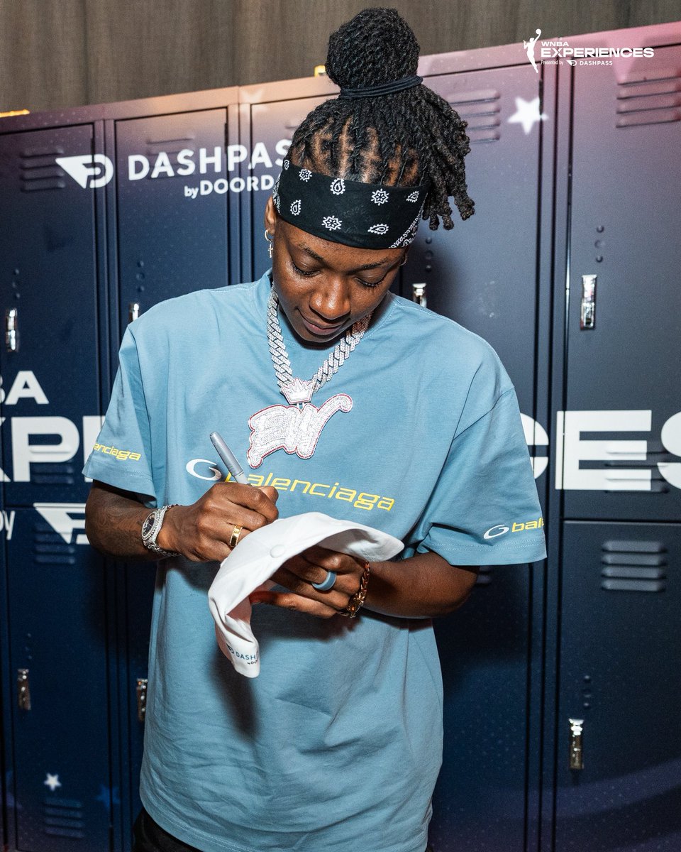 NBA Experiences tweet media